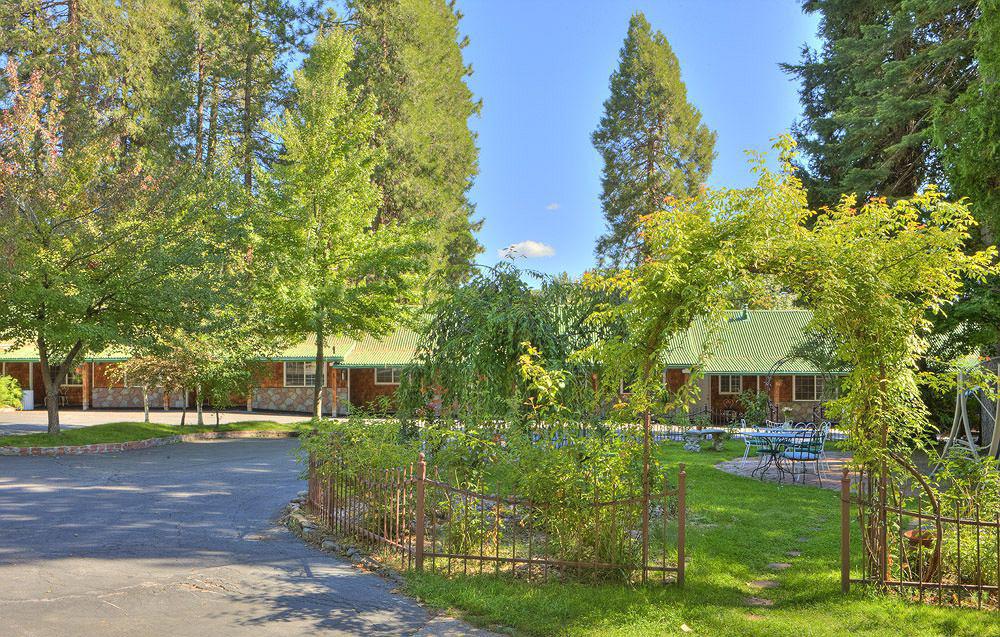 Strawberry Valley Inn Mount Shasta Ngoại thất bức ảnh